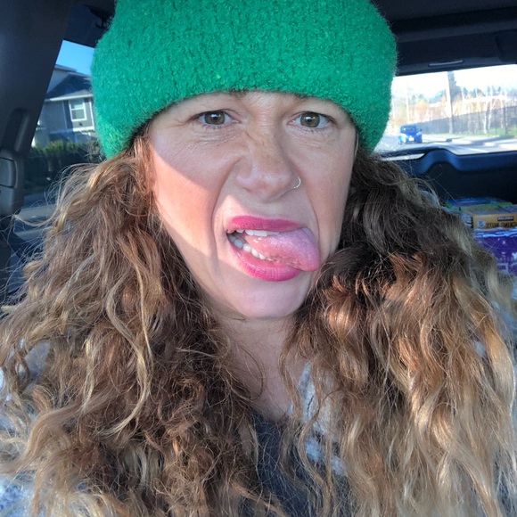 Meet the Posher Other - Meet your Posh Ambassador!